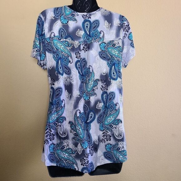 NWT Bebonnie Paisley Top - Picture 6 of 8